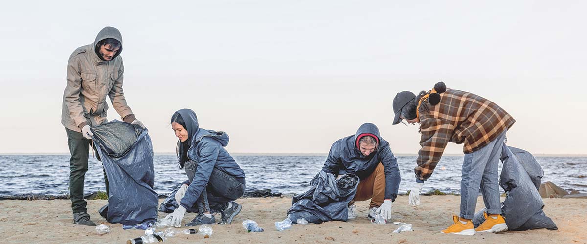 Goedkope Bedrijfsuitjes - Beach clean up