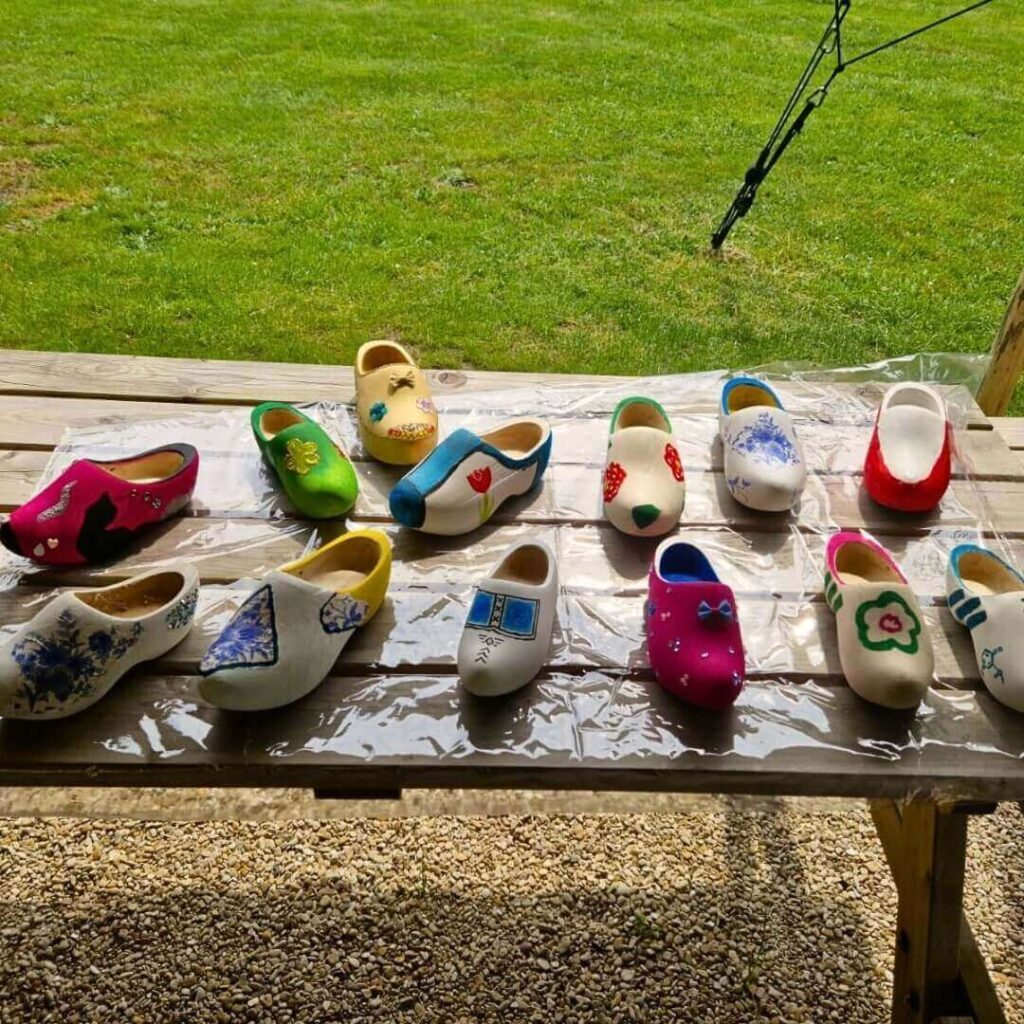 alle klompen versierd