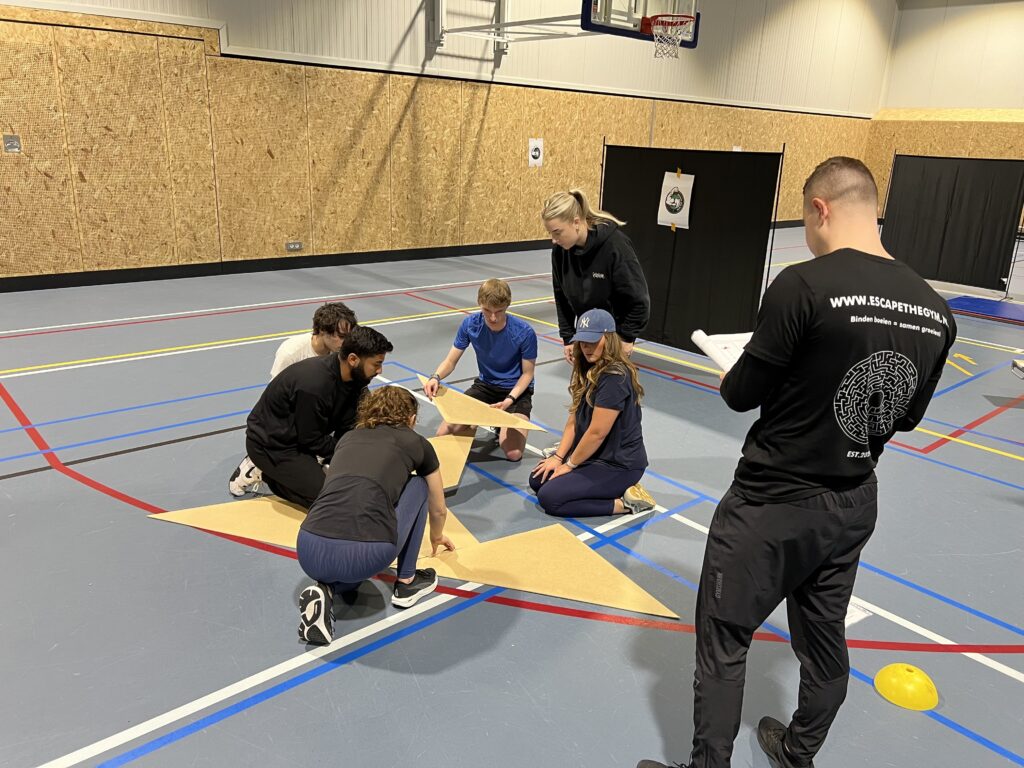 escape the gym tangram